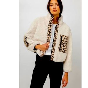 BNWT Rails “Dean Ivory Leopard Mixed” jacket. Plush sherpa, lined, soft. 2X.
